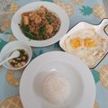 เจ้ กวางเจา's cooksnap of when they made กะเพราหมูสับเต้าหู้ไข่ไก่.