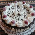 Gyuláné Sisa Cooksnap-ja, amikor elkészítette a(z) Meggyes-joghurtos torta sütés nélkül receptet.