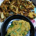 Mamta Rastogi's cooksnap of when they made Bread pakoda.