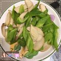 棠棠 的 青椒炒杏鮑菇 cooksnap
