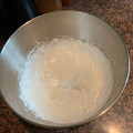 El cooksnap de Anna Chulepin cuando hizo Merengue suizo para principiantes (en microondas).