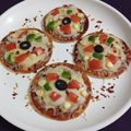 Falguni Chauhan ( The 🏡 Chef )'s cooksnap of when they made ભાખરી પિઝા.(Bhakri Pizza Recipe in Gujarati.).