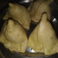 शशि केसरी का कुकस्नैप जब उन्होंने समोसे बनाया था।