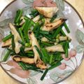 Janice 的 甜不辣炒韭菜花 cooksnap