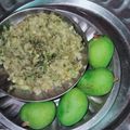 Aruna Purwar का कुकस्नैप जब उन्होंने कच्चे आम की खट्टी मीठी चटनी (Kachhe aam ki khatti mithi chutney recipe in Hindi) बनाया था।