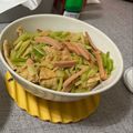 Hao (Hao) 的 芹菜炒豆皮 cooksnap