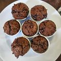 Cooksnap dari My Husband Wife untuk resep Muffin coklat super nyoklat,NO MIXER hasil tinggi menjulang alias High Dome! XD