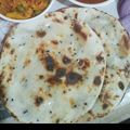 Seema Gupta का कुकस्नैप जब उन्होंने बटर नान मसाला छाछ (butter naan masala chach recipe in Hindi) बनाया था।