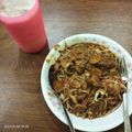 Cooksnap Nur Faezzah semasa beliau membuat Mee Goreng Basah Simple (Mee Banjir).