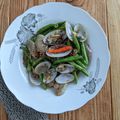 Cooksnap Nur Nadiah semasa beliau membuat 👩‍🍳Kacang Panjang Goreng Suhun.
