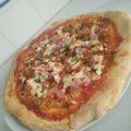 El cooksnap de Montse Tardiu cuando hizo Pizza de atún masa de pan estilo Domino's Pizza 😋.