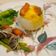 รูป Cooksnap ของ Kasinee Buchachart เมื่อเขาทำ แซลม่อนอบหอมหัวใหญ่