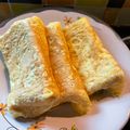 Cooksnap Ain Mohd Kitchen semasa beliau membuat Roti bakar cheese+kaya+telur.