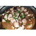 Cooksnap aFun ashriati semasa beliau membuat Ayam Shitake Kukus Halia.