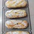 Cooksnap dari Bunda Ei untuk resep Cranberry Cheese Bread (Tanpa Telur)