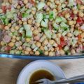 El cooksnap de Nadirah avalos cuando hizo Ensalada de garbanzos y atún.