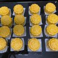 Connie721 的 酥皮奶皇月餅 cooksnap