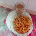 પારૂલ મોઢા 's cooksnap of when they made તીખા ગાંઠિયા (Tikha Ganthiya Recipe In Gujarati).