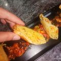 Prabhjot Kaur का कुकस्नैप जब उन्होंने मैगी चीज़ी ब्रेड रोल(Maggi cheesy bread roll recipe in Hindi) बनाया था।