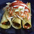 El cooksnap de frank monzon cuando hizo Tacos chinos.