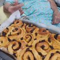 Cooksnap dari Tania Samantha untuk resep Cinnamon Roll With Raisin
