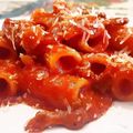 il Serena Delfi quando ha preparato Spaghettone all'amatriciana, quella vera