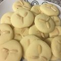 صورة من ورد جوري، شاركها بعد تجربة وصفة غريبة تذوب بالفم