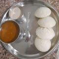 Tânvi Vârshnêy का कुकस्नैप जब उन्होंने इडली सांभर (Idli sambhar recipe in Hindi) बनाया था।