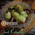 Cooksnap Aznie Khasri semasa beliau membuat Jeruk Kedondong Asam Boi.