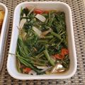 Cooksnap Pok Li semasa beliau membuat Kangkung Tumis Air.