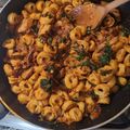 Cooksnap Aśka z czasów, kiedy przygotował Tortellini z gyrosem warzywnym i szpinakiem.