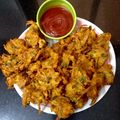 Sonal Doshi's cooksnap of when they made ઓનિયન પકોડા (Onion Pakoda Recipe in Gujarati).