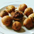 Lakshmi Sridharan Ph D's cooksnap of when they made Crispy Urad Dal Pakore.