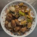 邱美惠 的 來盤熱炒海瓜子(蛤蜊)吧!--人氣台式熱炒 cooksnap