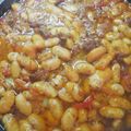 Cooksnap από dcroula στη συνταγή Γίγαντες φούρνου με λουκάνικο... μούρλια