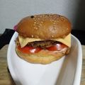 Dipika Bhalla का कुकस्नैप जब उन्होंने वेज बर्गर (veg burger recipe in Hindi) बनाया था।