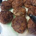 Cooksnap Dagmara Baran/Coś smacznego i niedrogiego z czasów, kiedy przygotował Kotlety mielone, wieprzowe z pieczarkami.