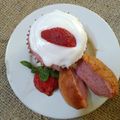 Cooksnap dari Hera UmMuhFaa untuk resep Strawberry Yogurt Ogura Shortcake