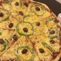 صورة من وصفات أم أنس، شاركها بعد تجربة وصفة بيتزا بالخضار🍕