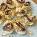 El cooksnap de mis-cocteles cuando hizo Huevos rellenos a la manera tradicional.