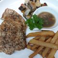 Cooksnap dari Thong Nyin untuk resep Turkey Steak Served with Potato Wedges and Black pepper mushroom sauce