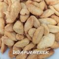 Cooksnap dari Atun puji untuk resep Biji Ketapang renyah, gurih, dan manisnya pas 😋