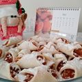 Cooksnap-ul lui Laura Maria atunci când a preparat Cornulețe cu mere. O rețetă veche.