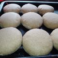 El cooksnap de Maia Eitan Amores Mios cuando hizo Pan de hamburguesas integral esponjoso sin lacteos panificadora.