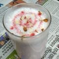manu garg का कुकस्नैप जब उन्होंने रूह अफजा शेक बनाया था।
