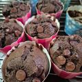 Cooksnap Fieza Ab semasa beliau membuat Muffin Choc Chip.