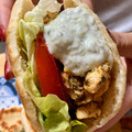 El cooksnap de Irene-Guirao cuando hizo Gyros de pollo en pan pita.