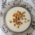 Kulinné Viktória Cooksnap-ja, amikor elkészítette a(z) Fokhagymakrémleves receptet.