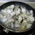 Hui lin Yang 的 米酒高麗菜蛤仔 cooksnap
