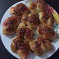Cooksnap Juanna Kassim semasa beliau membuat Roti Bun mini cheese sosej.